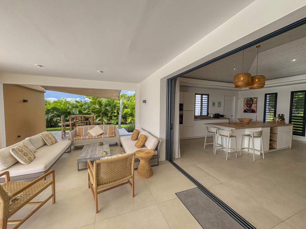 29.Location villa piscine Saint François Guadeloupe_Terrasse